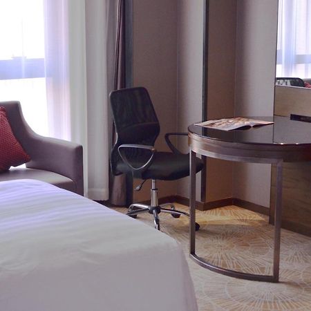 The Qube Hotel Shanghai Xinqiao Exterior photo