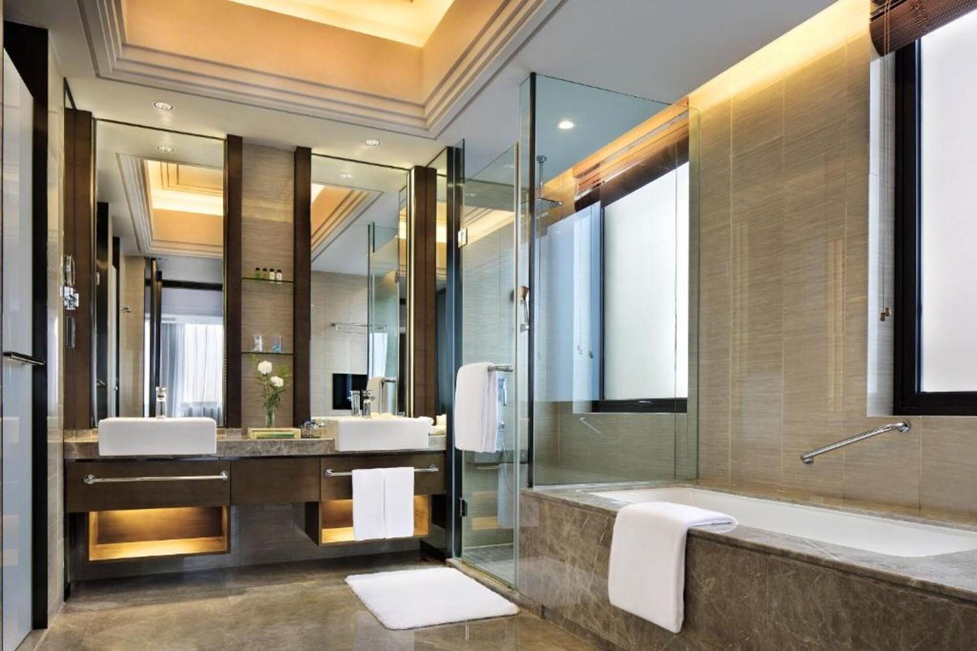 The Qube Hotel Shanghai Xinqiao Exterior photo