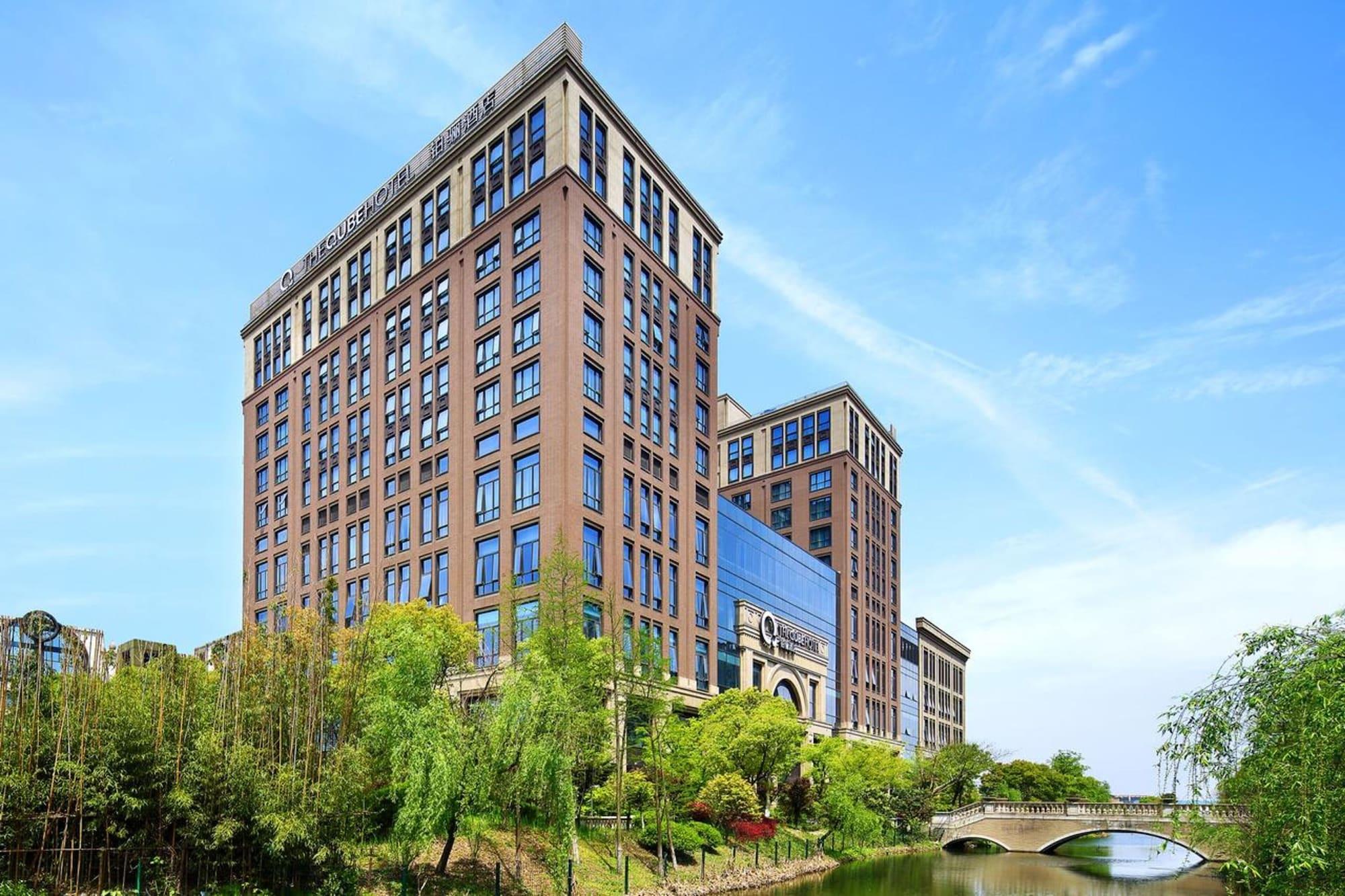 The Qube Hotel Shanghai Xinqiao Exterior photo