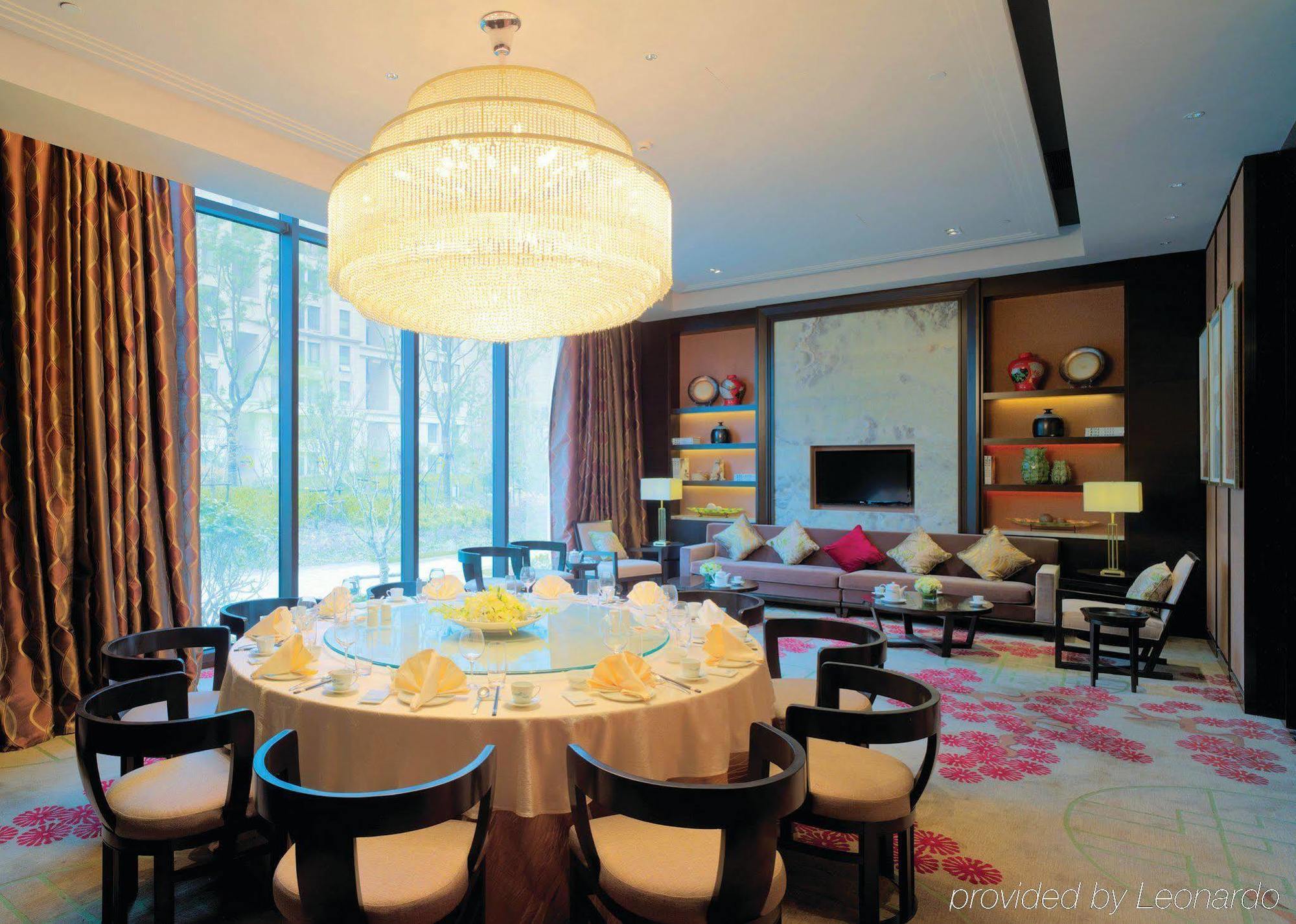 The Qube Hotel Shanghai Xinqiao Exterior photo