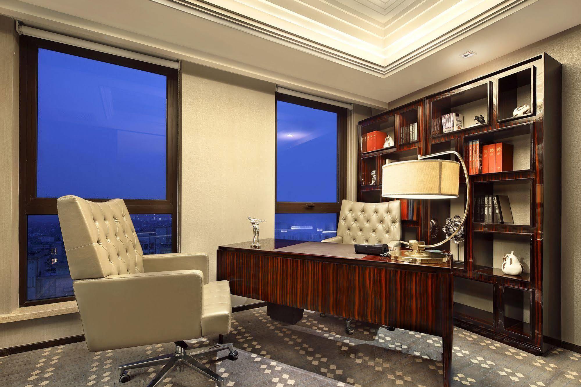 The Qube Hotel Shanghai Xinqiao Exterior photo