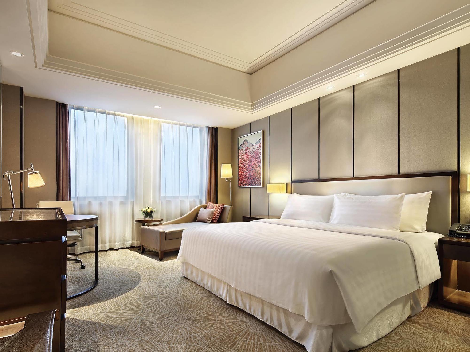 The Qube Hotel Shanghai Xinqiao Exterior photo